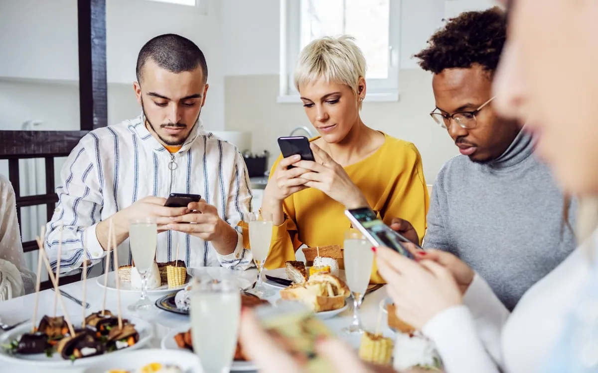 Modo Monje: la tendencia de apagar las distracciones de las RRSS para ser más productivo